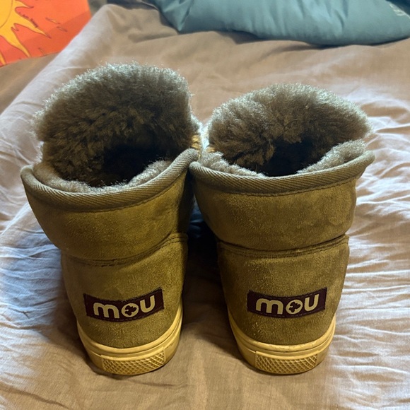 Mou Olive Fur-Lined Boots - Picture 2 of 5